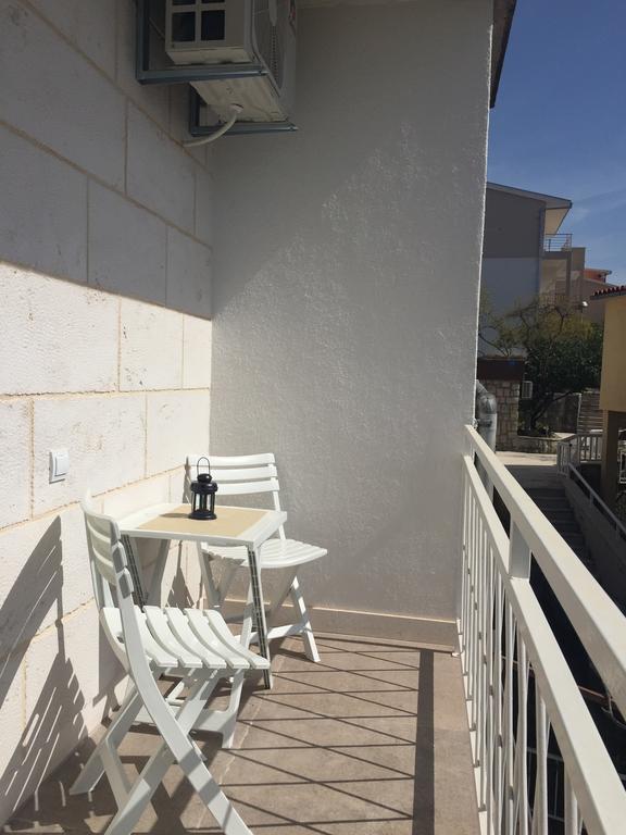 Stanicicke Apartments Baška Voda Kültér fotó