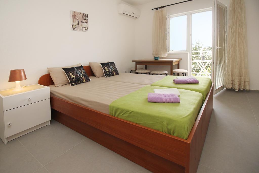 Stanicicke Apartments Baška Voda Kültér fotó